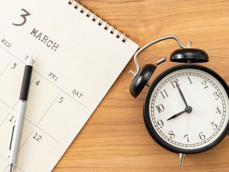 Statutory Clock